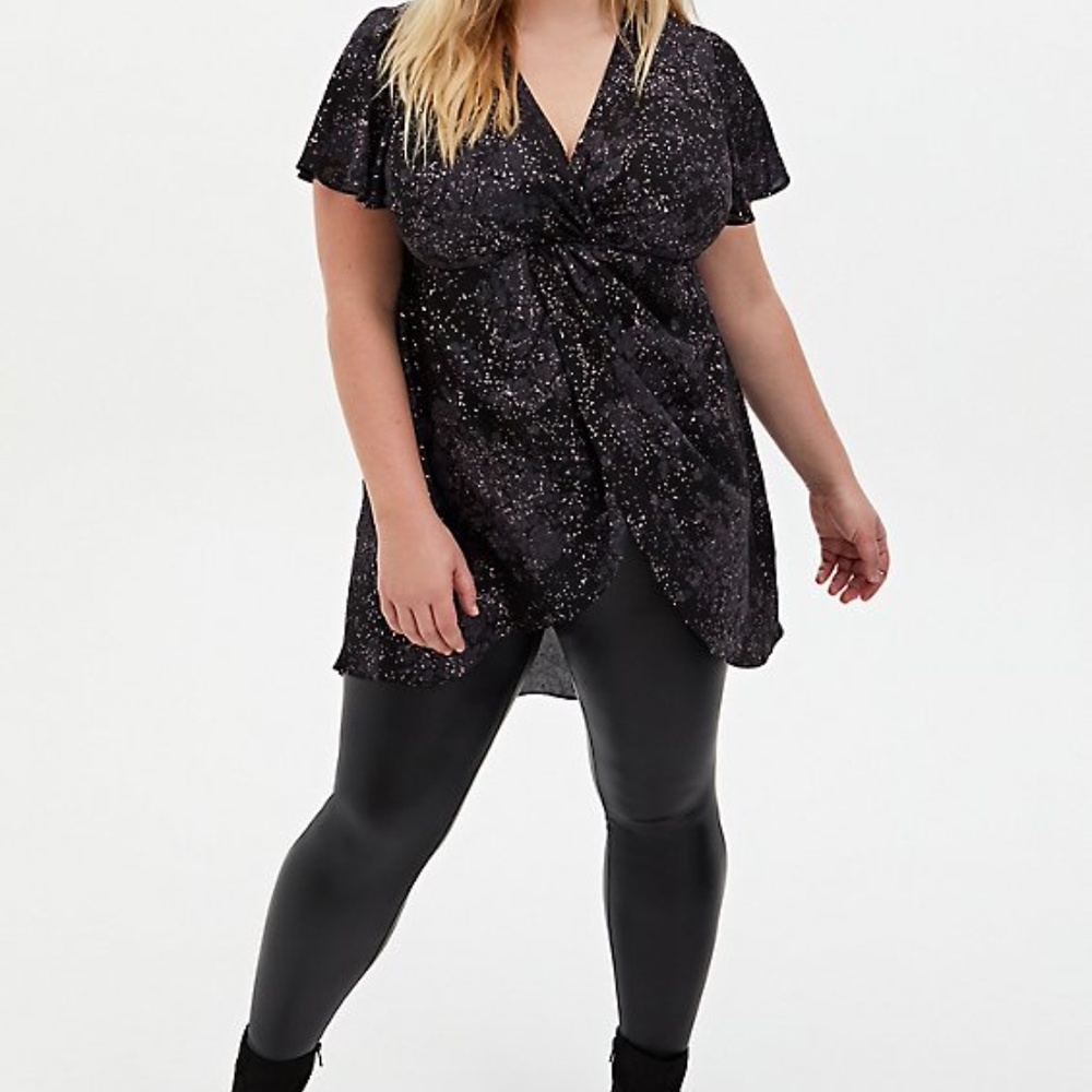 🦊 Torrid floral georgette baby doll tunic